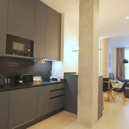 Apartamentos Orilla Del Bernabeu Madrid Exterior foto