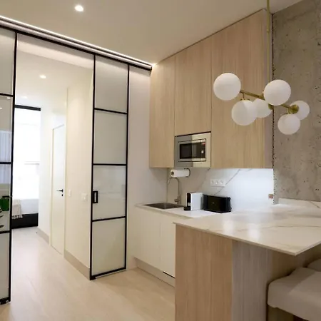 Apartamentos Orilla Del Bernabeu Madrid Exterior foto