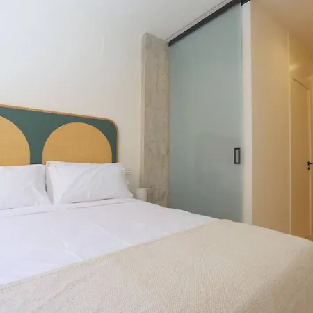 Apartamentos Orilla Del Bernabeu Madrid Exterior foto
