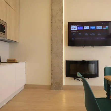 Apartamentos Orilla Del Bernabeu Madrid Exterior foto