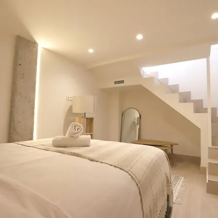 Apartamentos Orilla Del Bernabeu Madrid Exterior foto